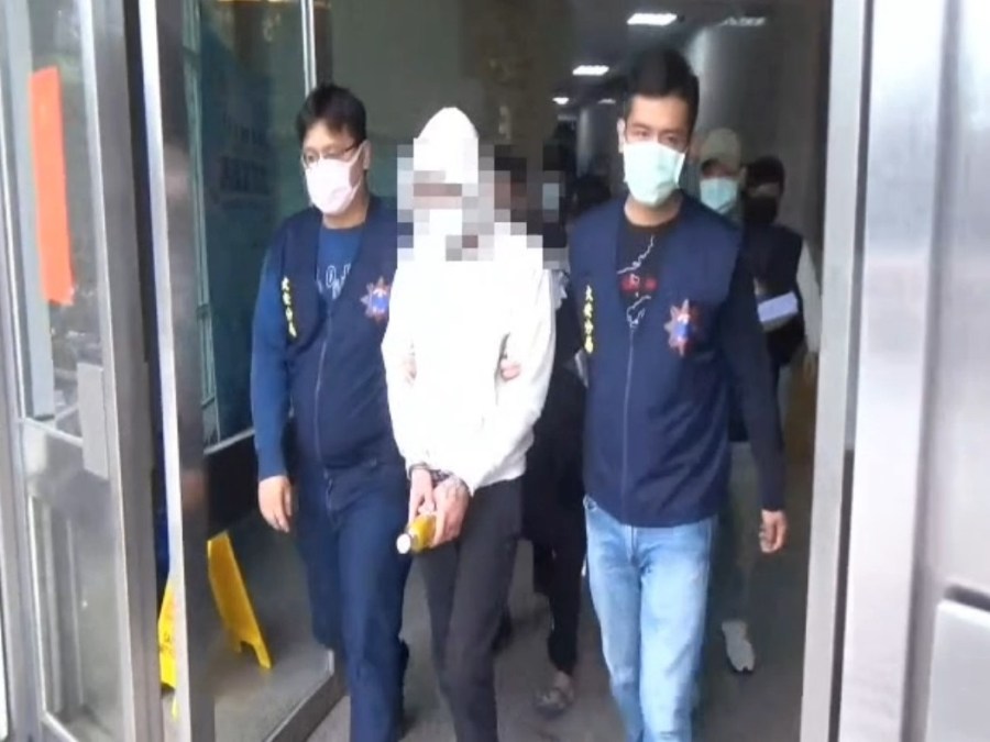 涉買槍枝零件組裝改造 警破改裝工廠意外逮3通緝犯 225 cnews204240303a02