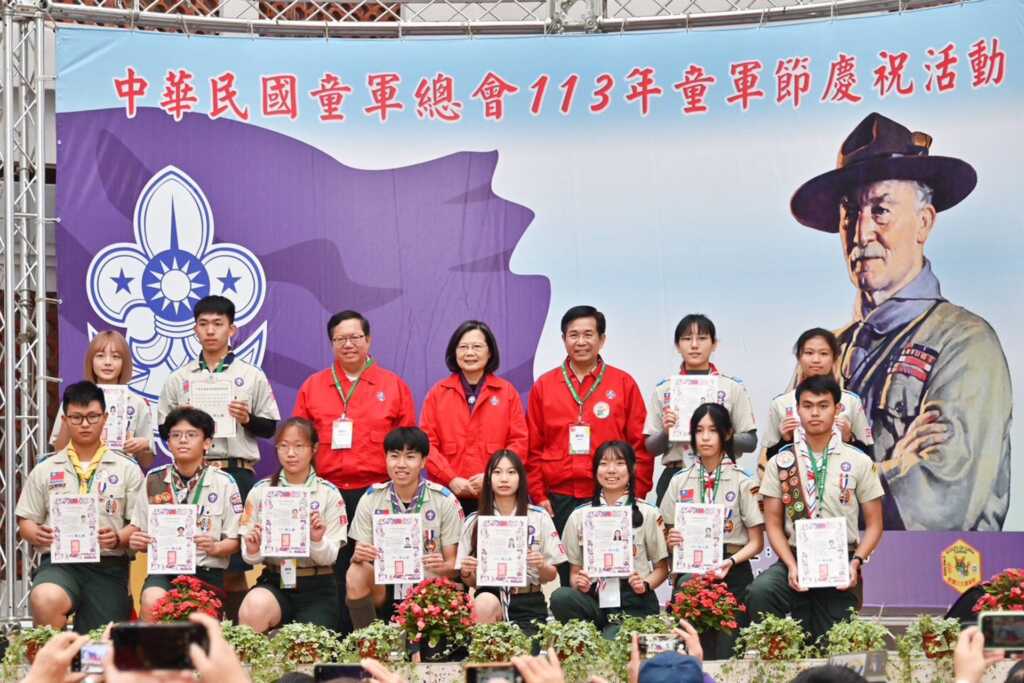 ▲蔡英文總統期許大家發揮童軍精神、團結合作，讓世界看到臺灣的活力與貢獻，也持續秉持「智、仁、勇」的核心價值，為臺灣社會帶來更多正面力量。（總統府提供）