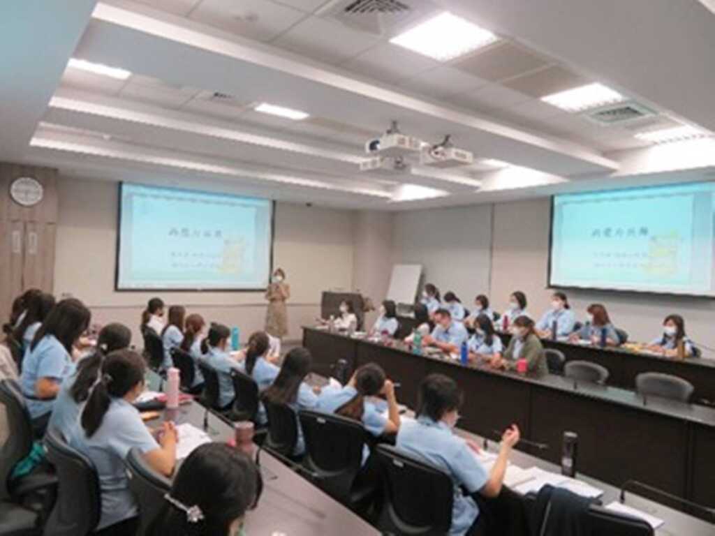 ▲提供心理健康講座。(台中勞工局提供)