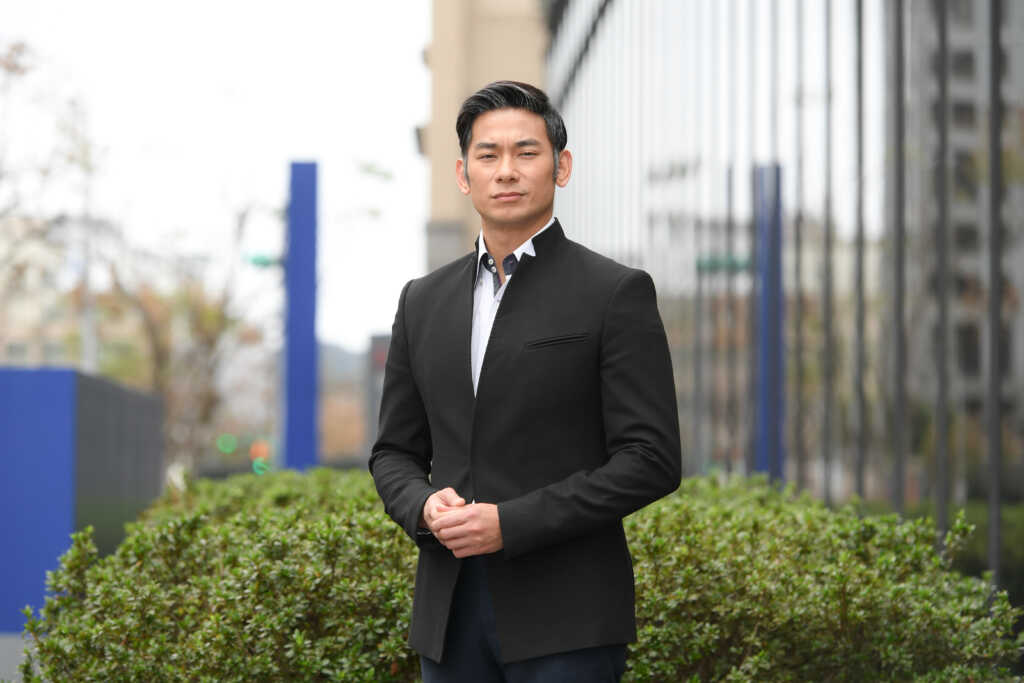 ▲新角色加入!亮哲挑戰岳父說話速度放慢 游詩璟、謝承均喊不出爸爸(三立提供)