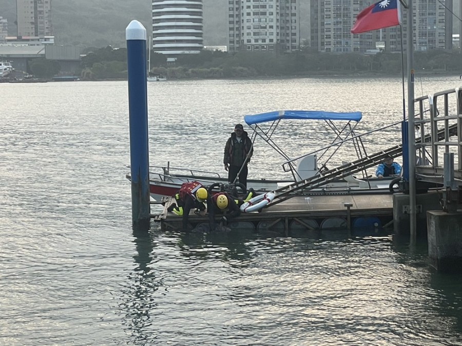 竹圍碼頭漂浮屍 淡水警分局深入調查 217 cnews204240304a09