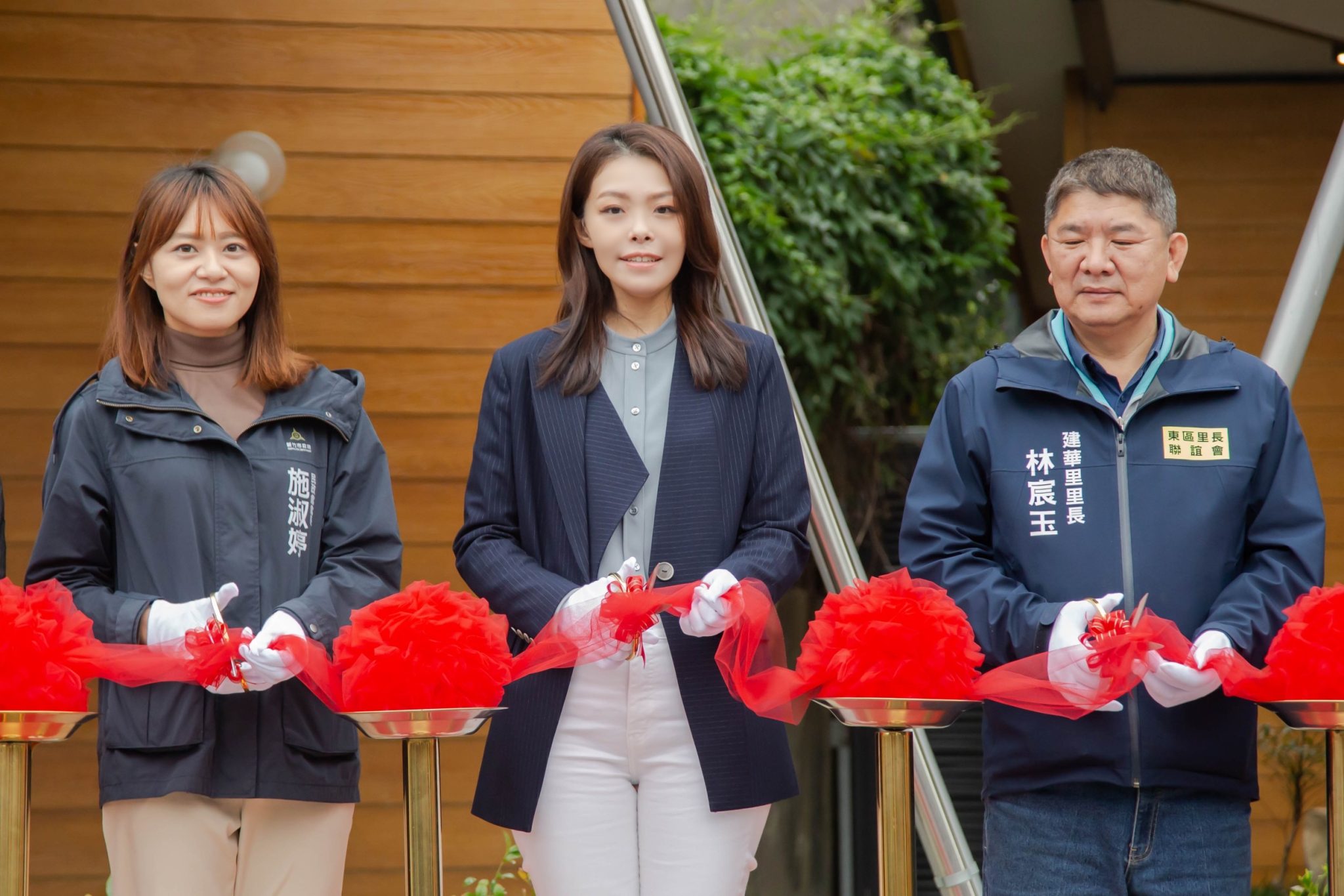 新竹市建華市民活動中心啟用,市長高虹安主持剪綵儀式。(圖/記者林照東翻攝)