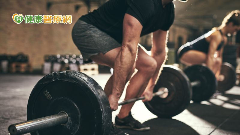 防止肌肉受損、運動傷害 穿機能訓練衣有助力?