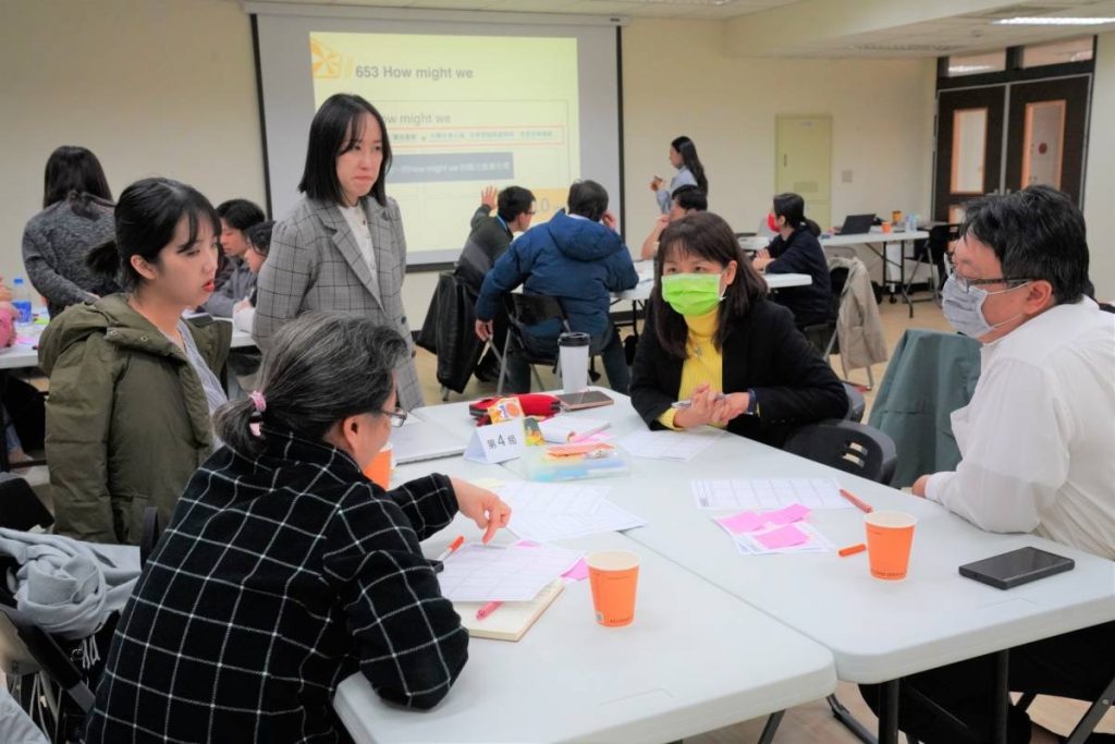 「劇本導引設計思考工作坊」培育在地創業人才。(圖/記者林照東翻攝)