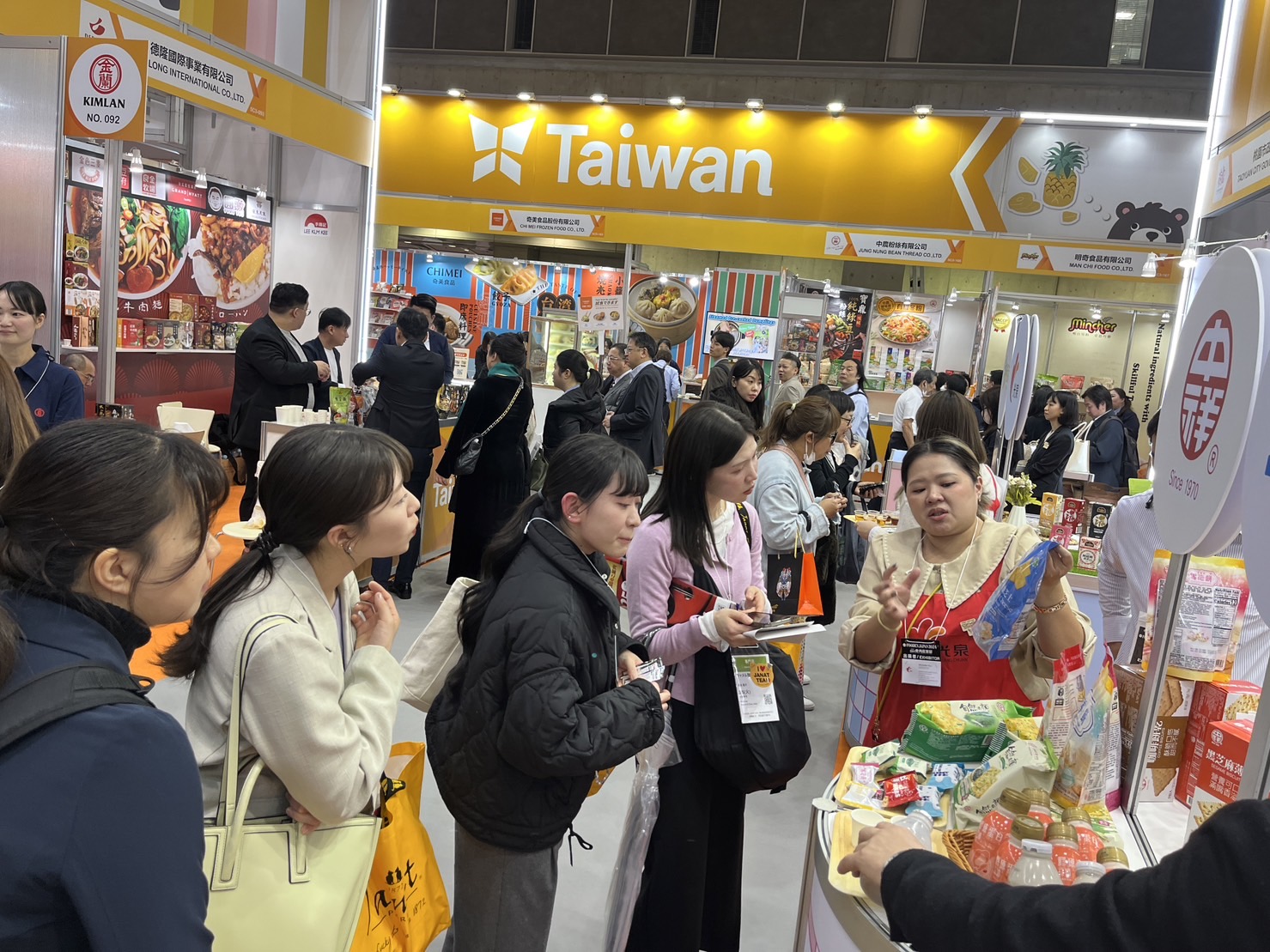 參展商品以食品加工、飲料飲品及休閒食品為主,嚴選多元商品,透過在地職人用心製作,推薦給國際買家。(圖/ 桃園市政府提供)