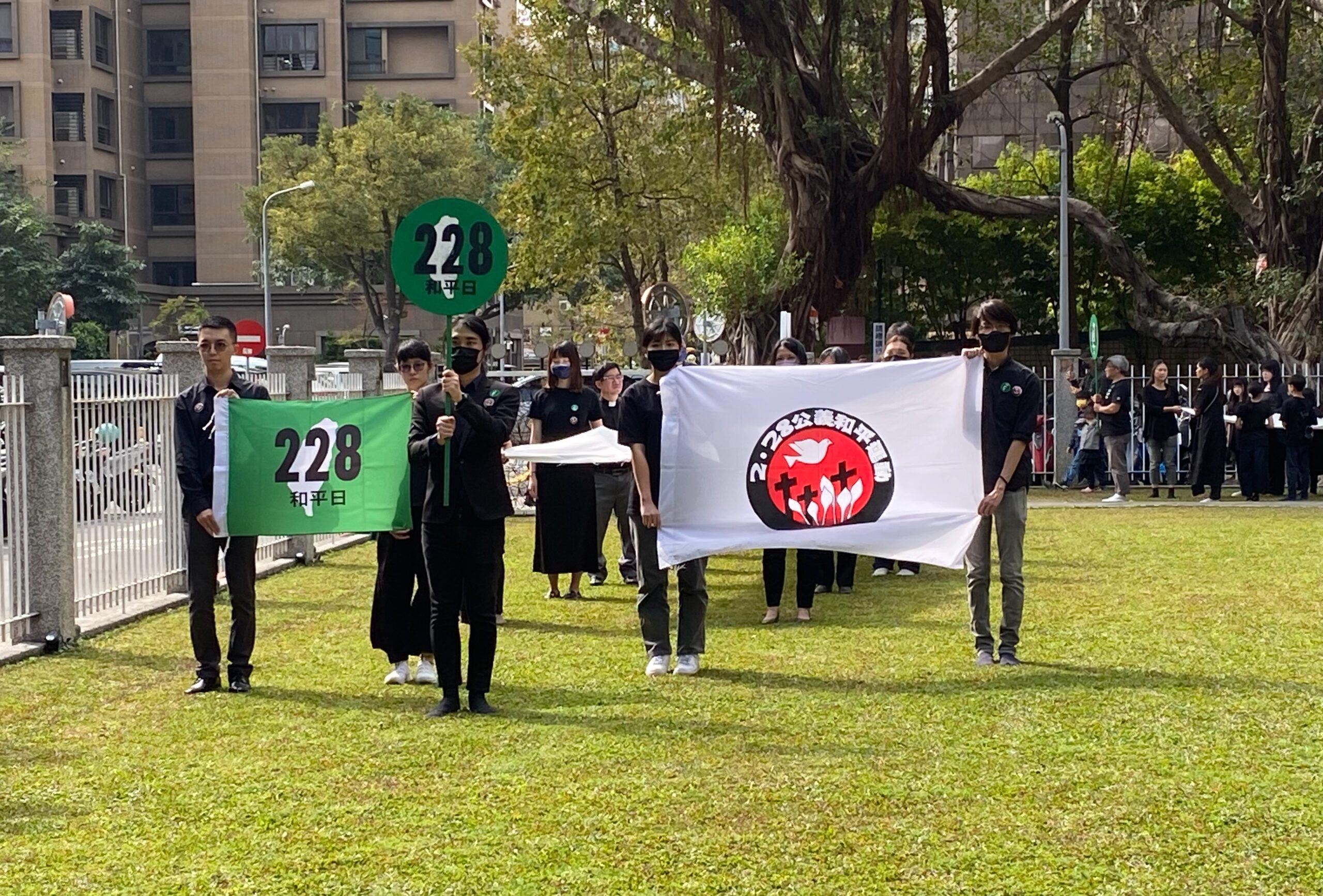 梅花評論：政治檔案全面解密 綠營人士心慌慌？