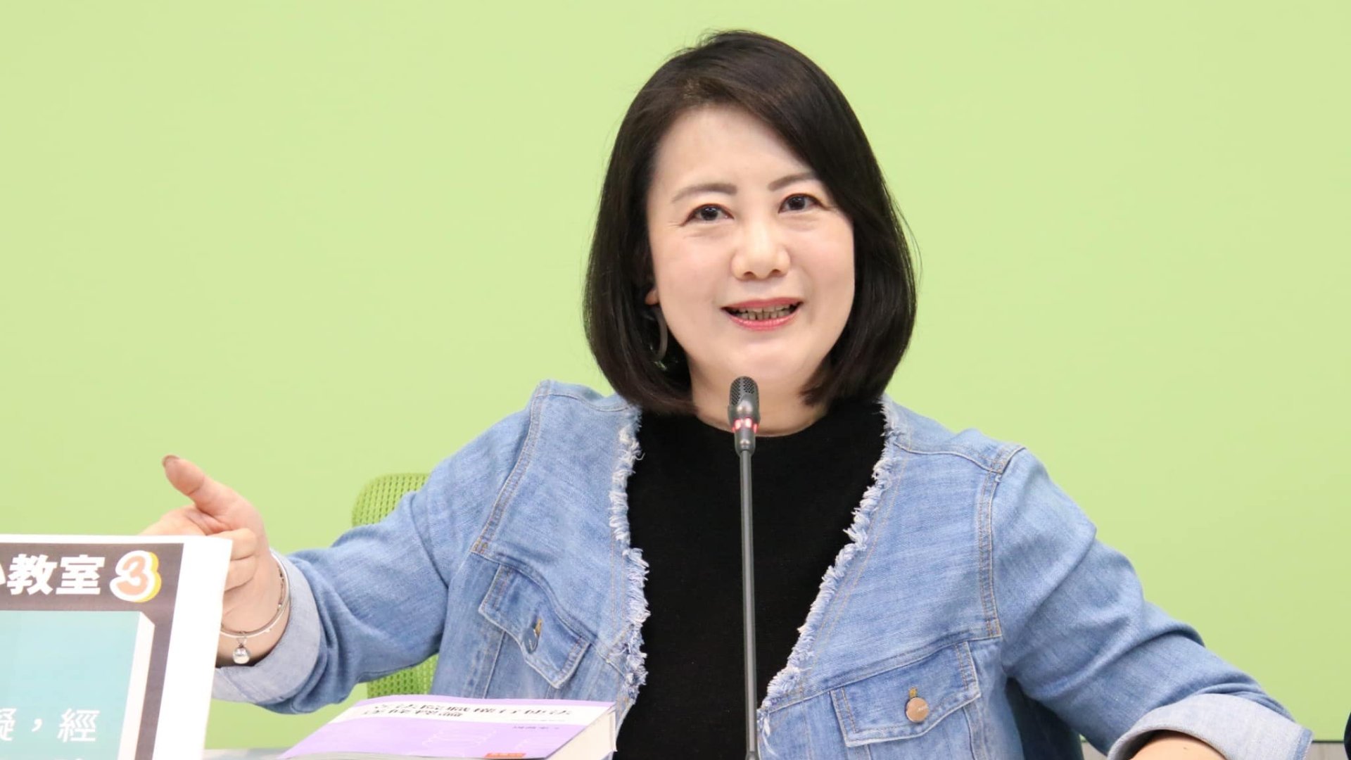 吳思瑤6日表示,沈榮津跟鄭文燦在民進黨團隊都是戰將。翻攝吳思瑤臉書