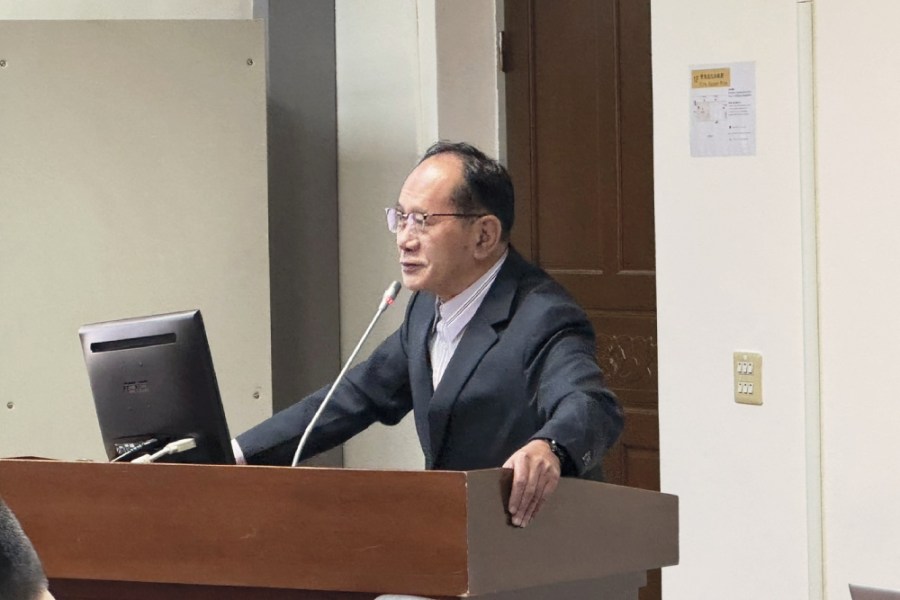 大矽谷計畫苗栗園區僅百公頃 陳超明替地方請命盼多開發 200 立法院經濟委員會6日邀請國家發展委員會主任委員列席報告業務概況,並備質詢,國民黨立委陳超明質詢。