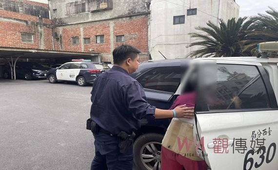 參加廟會迷途 臺西警送老婦平安回家
