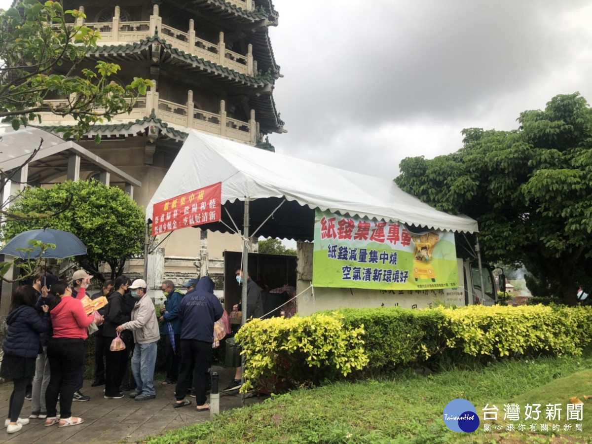 桃園啟動清明多項服務，便利民眾掃墓祭祖。
