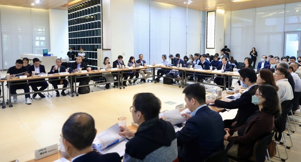 高雄亞灣計畫帶動近230億元投資  超過175家企業進駐打造智慧科技產業聚落