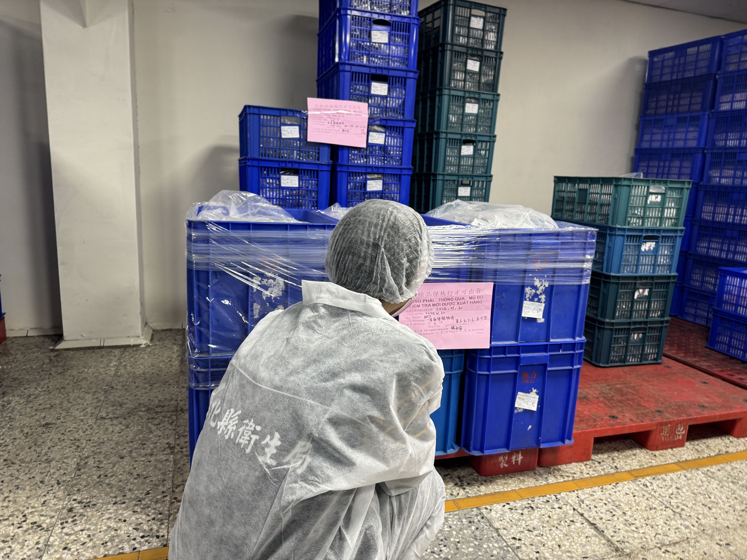 ▲中國辣椒粉風波延燒，彰化縣學校午餐全面暫停使用辣椒粉及咖哩粉等調味料，自辦午餐學校也將現有的辣椒粉、咖哩粉等香料食材封存。（彰化縣政府提供）