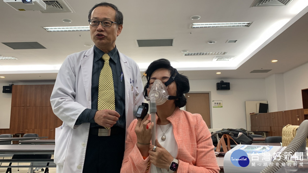 彭姓女主管健檢發現重度睡眠呼吸中止症，減重20公斤，搭配夜間配戴正陽壓呼吸器後改善