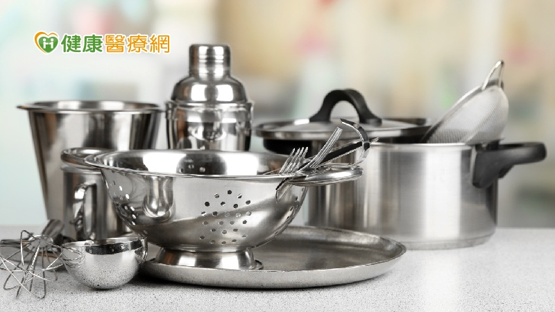 316、304?不鏽鋼餐具怎麼選?食藥署解答