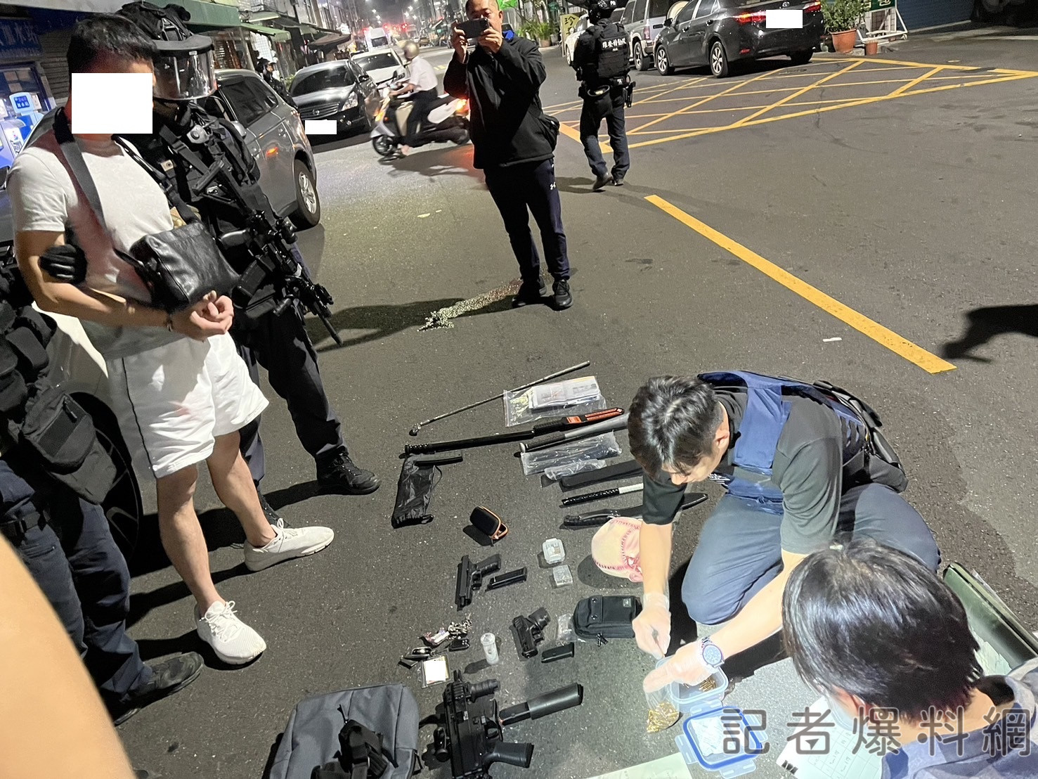 ▲警方逮人搜獲大量槍彈。（圖／民眾提供）