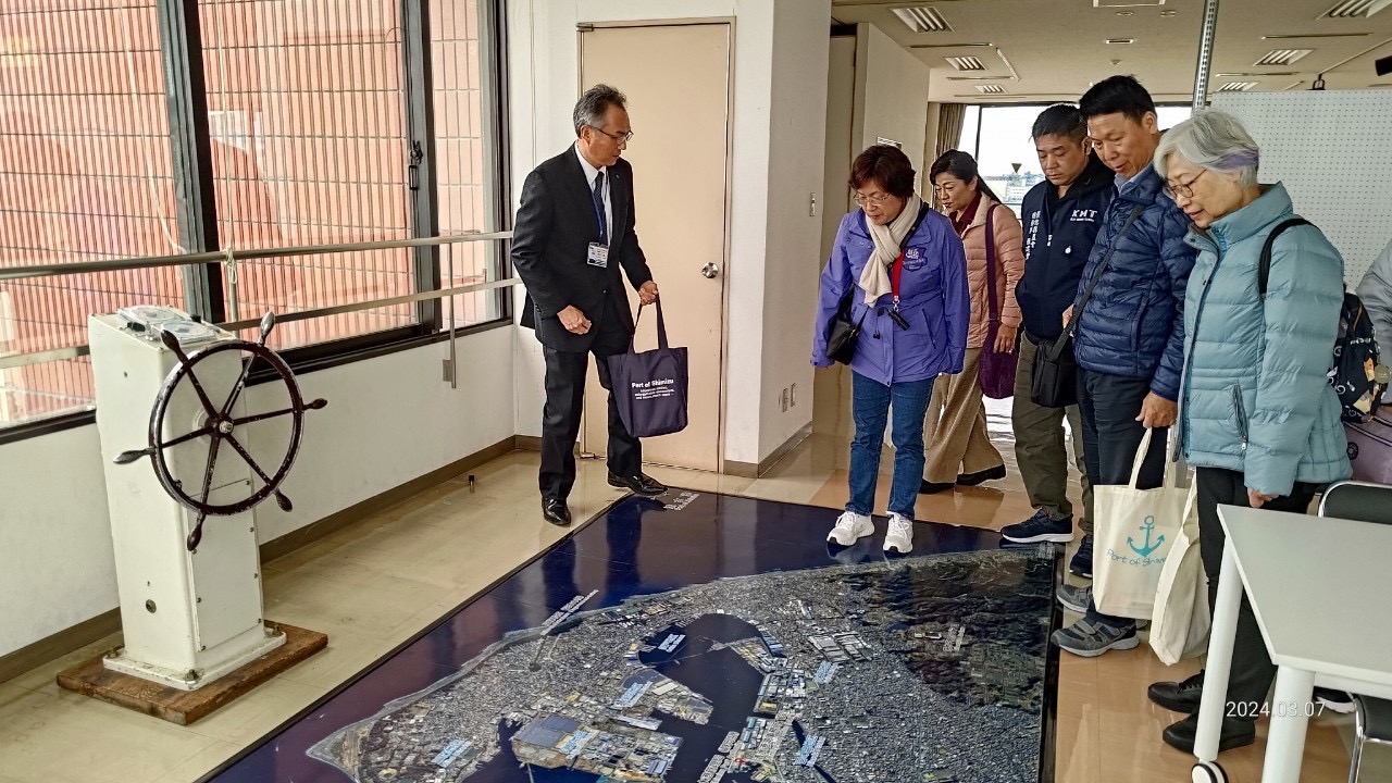 ▲彰化縣長王惠美率團前往日本參訪，取經日本靜岡縣清水港多角化行銷經驗，讓彰化漁港定成為台灣中部地區新興的觀光聖地。（彰化縣政府提供）