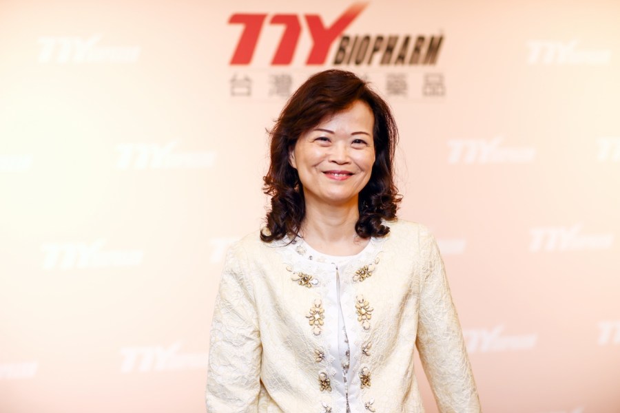 台灣東洋與羅氏大藥廠聯手 擴增癌藥產品組合造福病友 182 cnews124240308a03