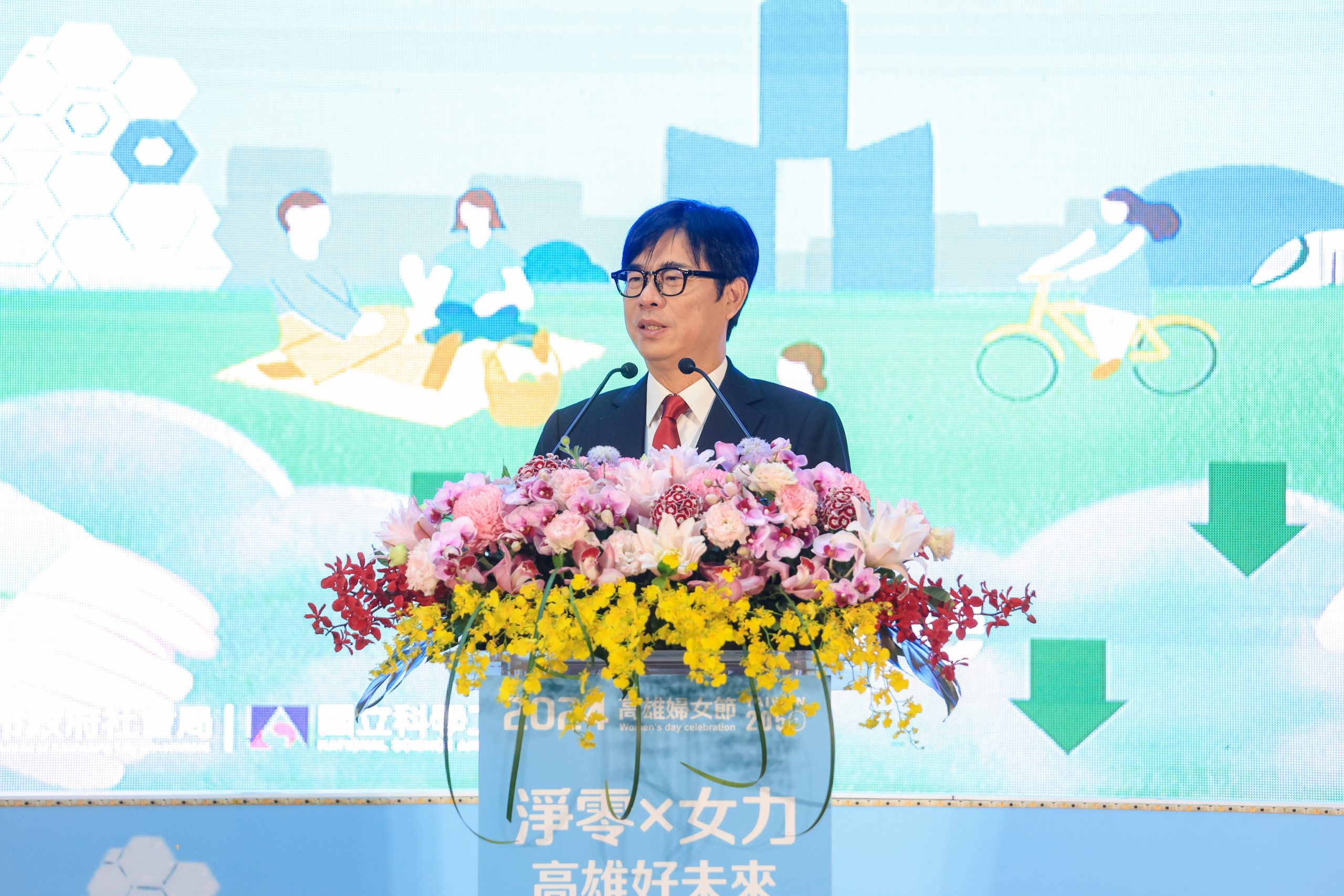 陳其邁進受訪時表示市府將全力支持警方調查，以保障社會治安。〈圖／記者翻攝〉