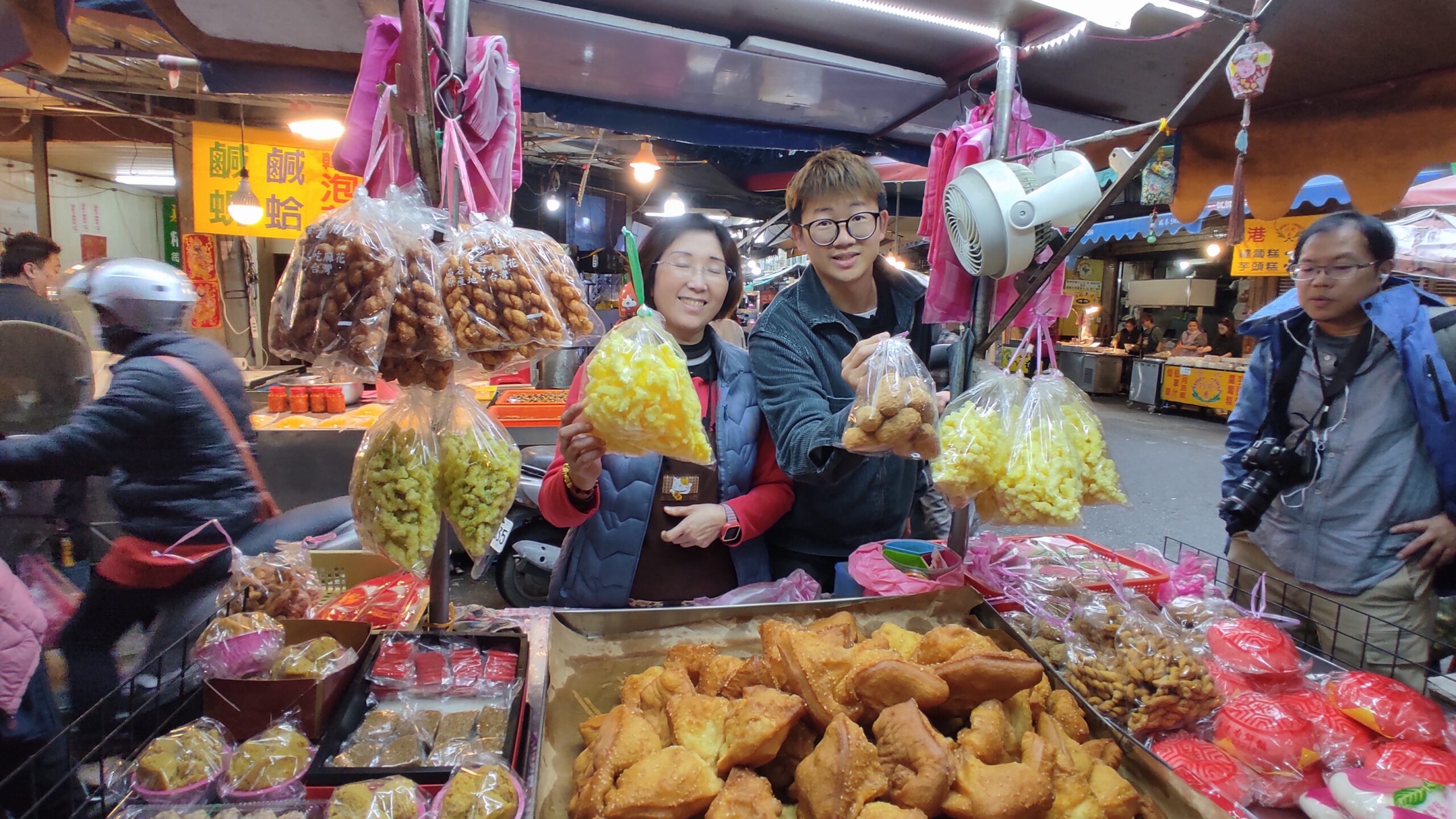 傳統市場+農村廚房，鮮味上桌邊吃邊玩的美味新體驗！