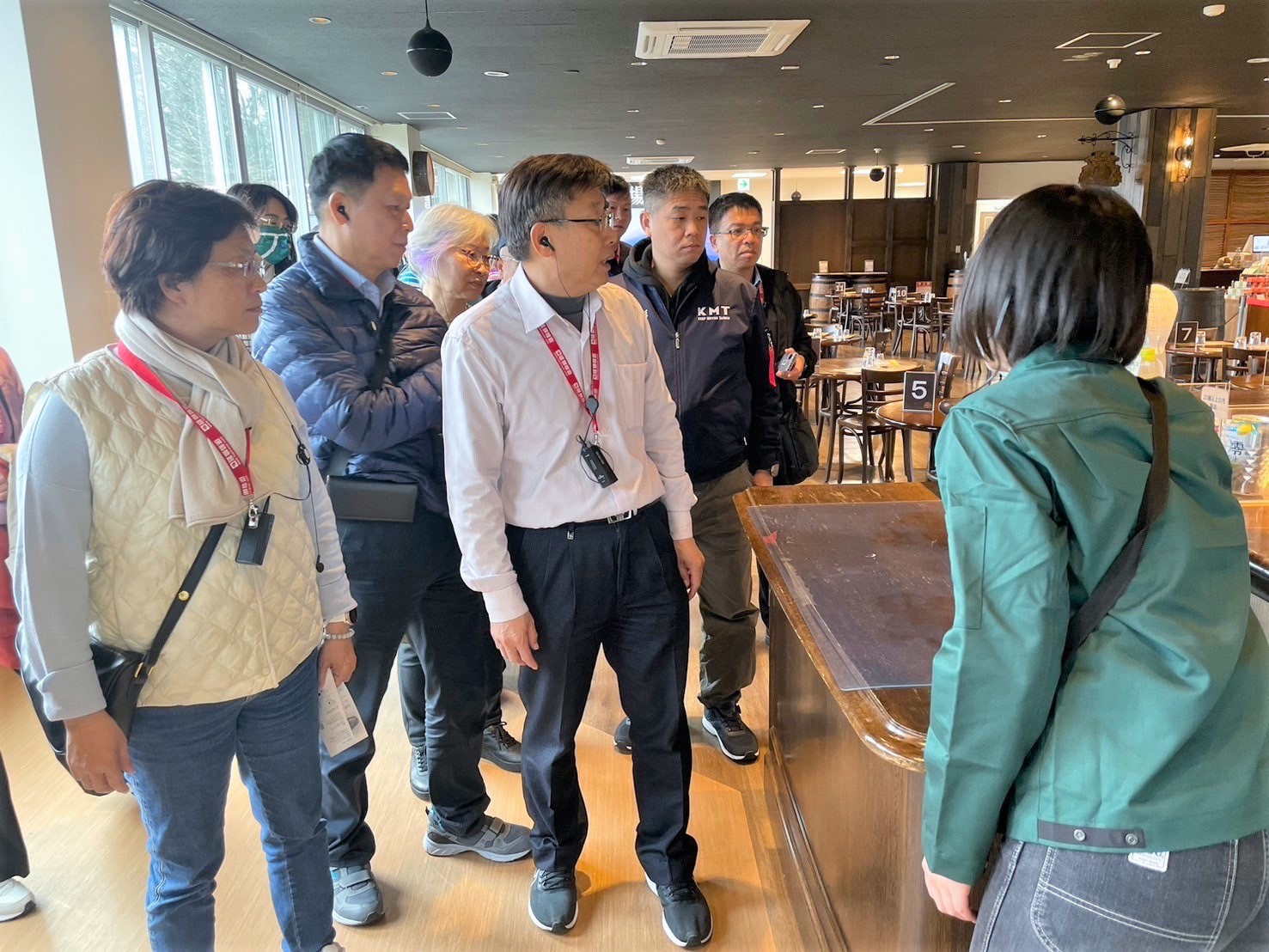 ▲彰化縣長王惠美率領團隊參訪日本三溪園的園藝造景以及富士御殿場蒸餾所的米糧加工釀酒技術，深入了解日本園藝文化的精髓。（彰化縣政府提供）