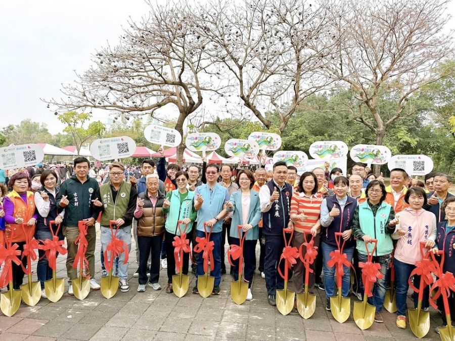 屏東市植樹送愛! 周佳琪邀請大家一起愛地球