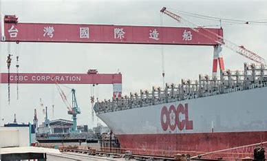雲林艦交船暨台北艦命名下水聯合典禮   總統：透過「國艦國造」向全世界傳達臺灣堅守民主自由的決心   打造更安全繁榮的國家