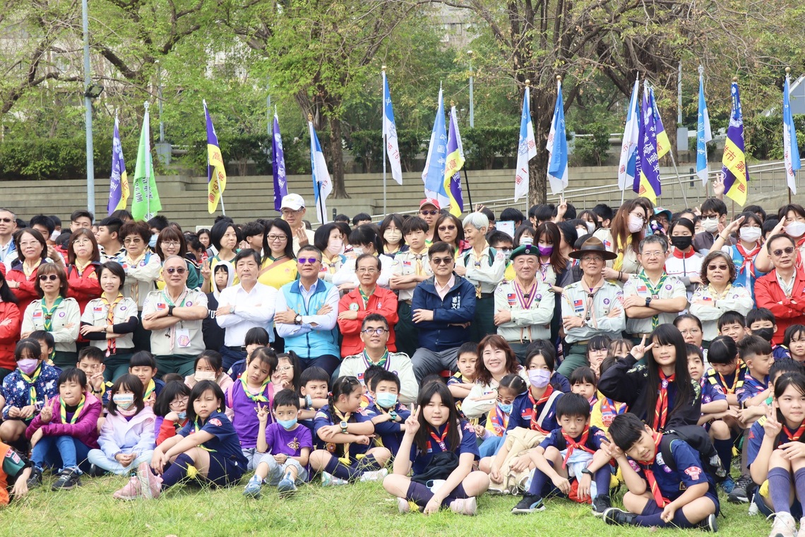 漾新聞|高市童軍節謝文斌與親師生700多人齊聚科工館展現「勇氣」
