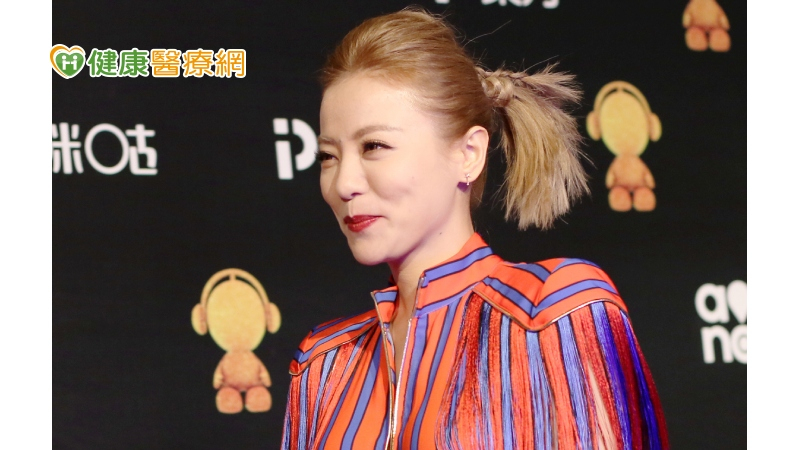 丁噹卵巢長瘜肉、子宮頸癌指數飆高!? 醫闢謠破解盲點