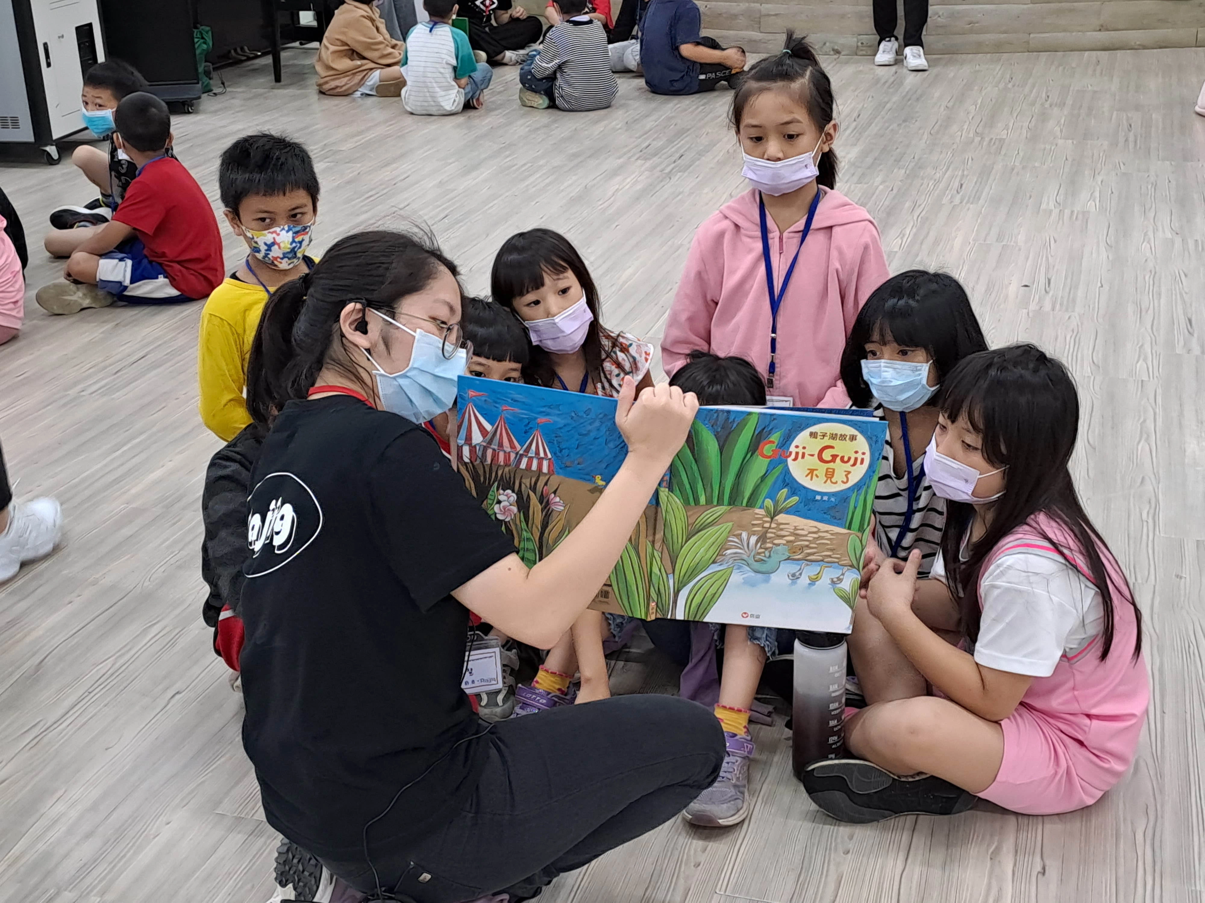 「巴奇克 Pajiq 希望志工隊」,服務團隊運用家庭教育專業所學,持續於水源國小、部落家庭教育假日學校、寒假冬令營進行服務