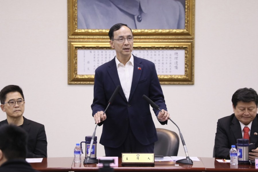 新權力中心今就職 朱立倫推兩縣長、兩議長為指定中常委 220 國民黨主席朱立倫13日主持中常會。