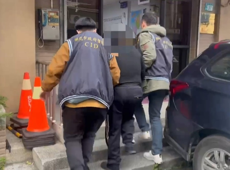 八里兩巷弄連續火警 55歲機車男涉縱火被逮 232 cnews204240313a06