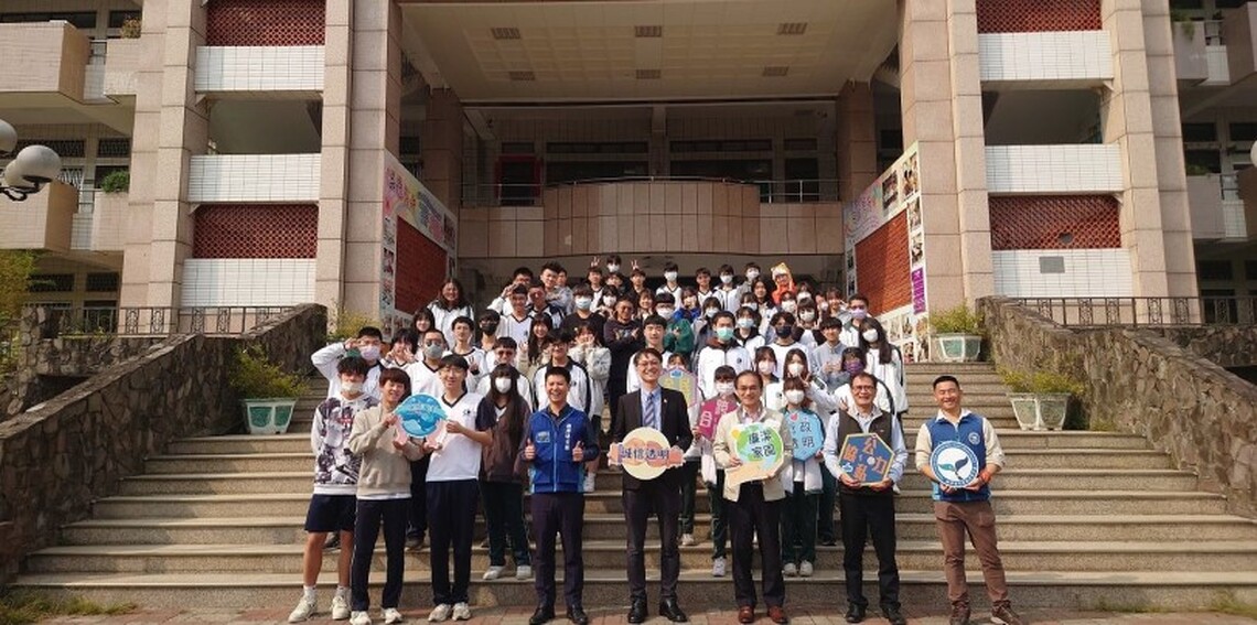 海洋公民廉起來 海保署首入高中推廣白海豚公民科學