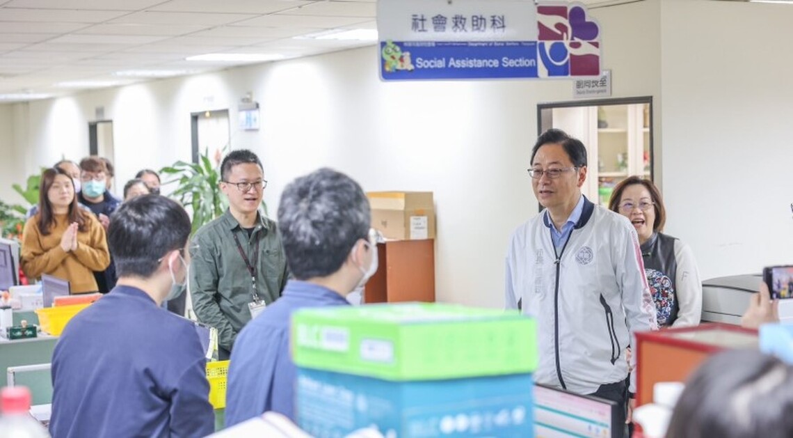 張善政慰勉社工同仁 市府將作為一線同仁最堅實的後盾