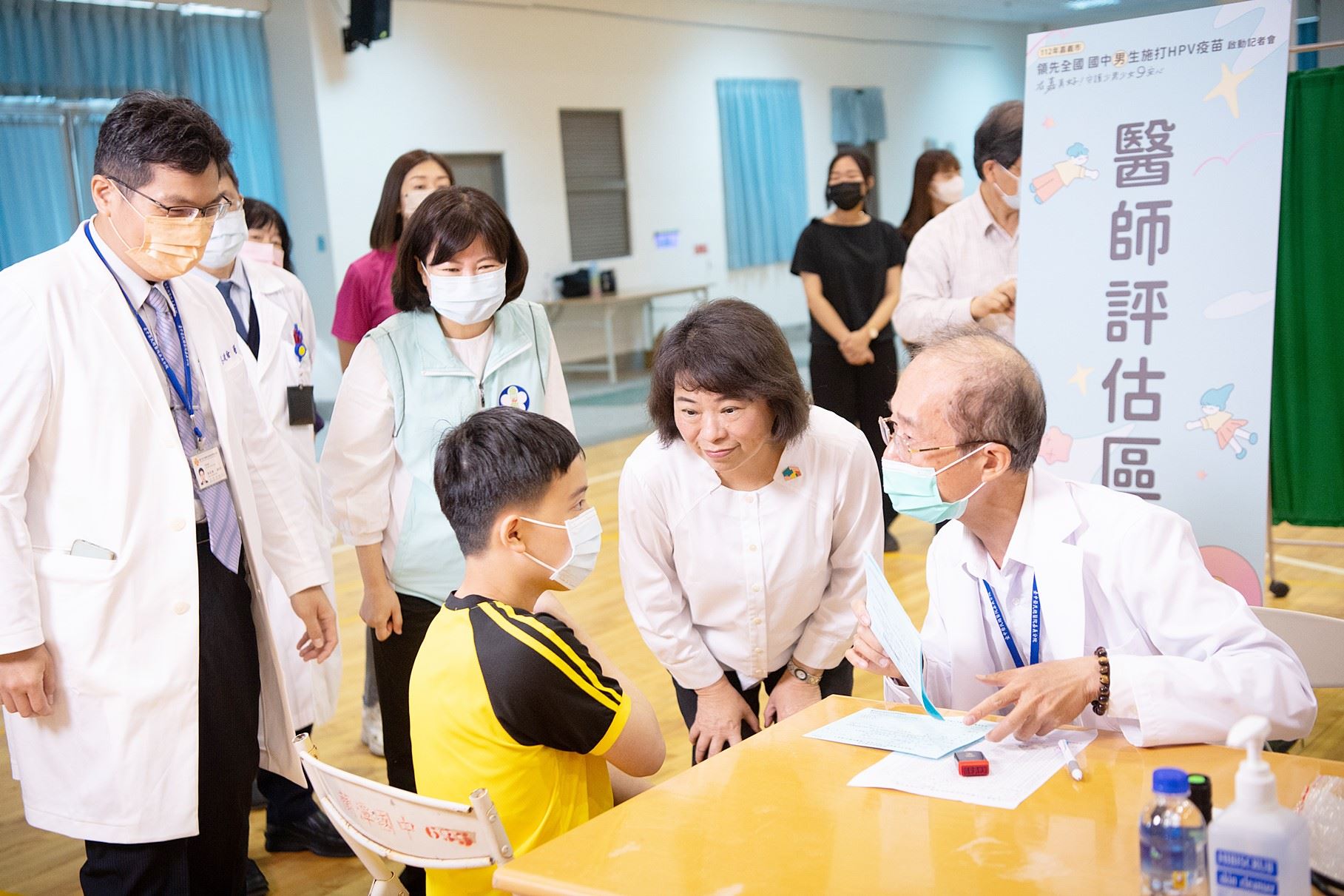新冠疫情再添幼兒亡 家長應速帶孩童接種XBB疫苗提升保護力