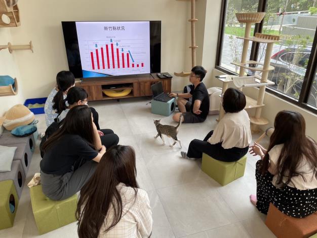 官網-團體參訪將由專人導覽帶民眾深入了解園區