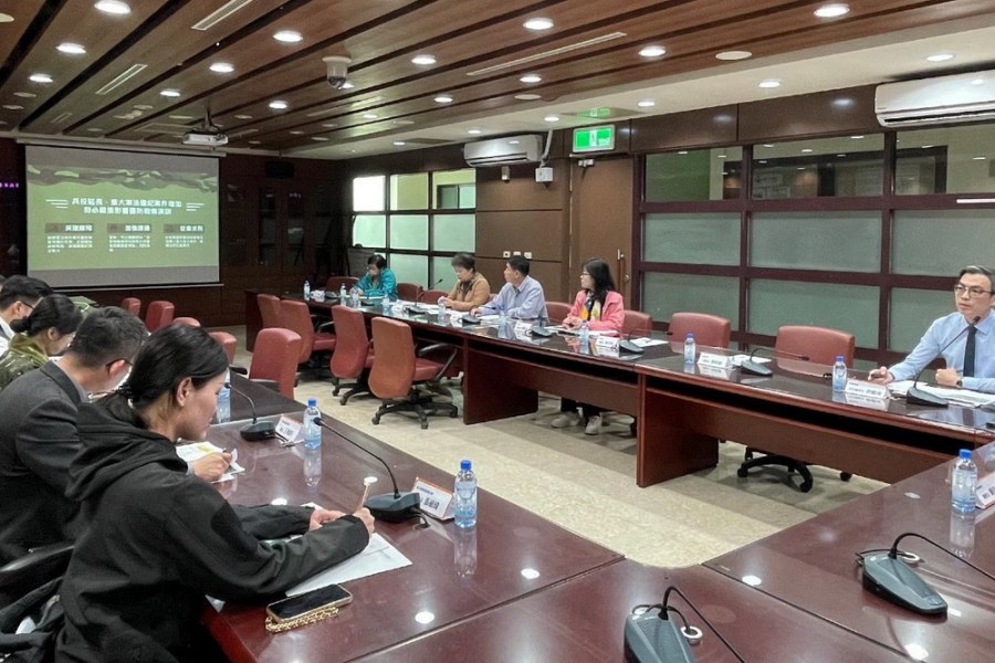 駐軍眾多 澎湖地檢召開檢察與軍方聯繫會議 210 駐軍眾多 澎湖地檢召開檢察與軍方聯繫會議 209