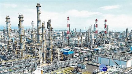 中油石化事業部林園廠今晚傳火警 所幸無人員傷亡 火勢控制中