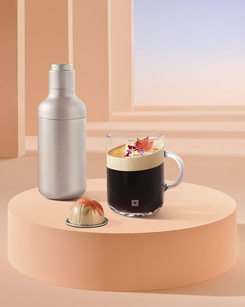 Nespresso Vertuo系列「楓糖胡桃風味咖啡」結合濃郁楓糖甜香與胡桃堅果香氣，帶來難以抗拒的甜蜜滋味