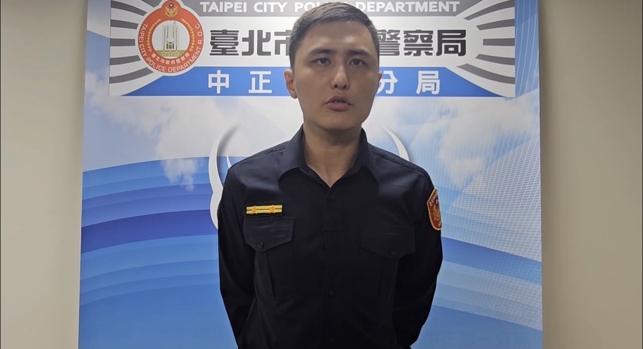 博愛所長徐麟凱說明案情並呼籲值錢物品以及鞋子，千萬不要放在室外，以免被小偷盯上，趁機偷走，得不償失。（圖/記者 張泓笙翻攝）