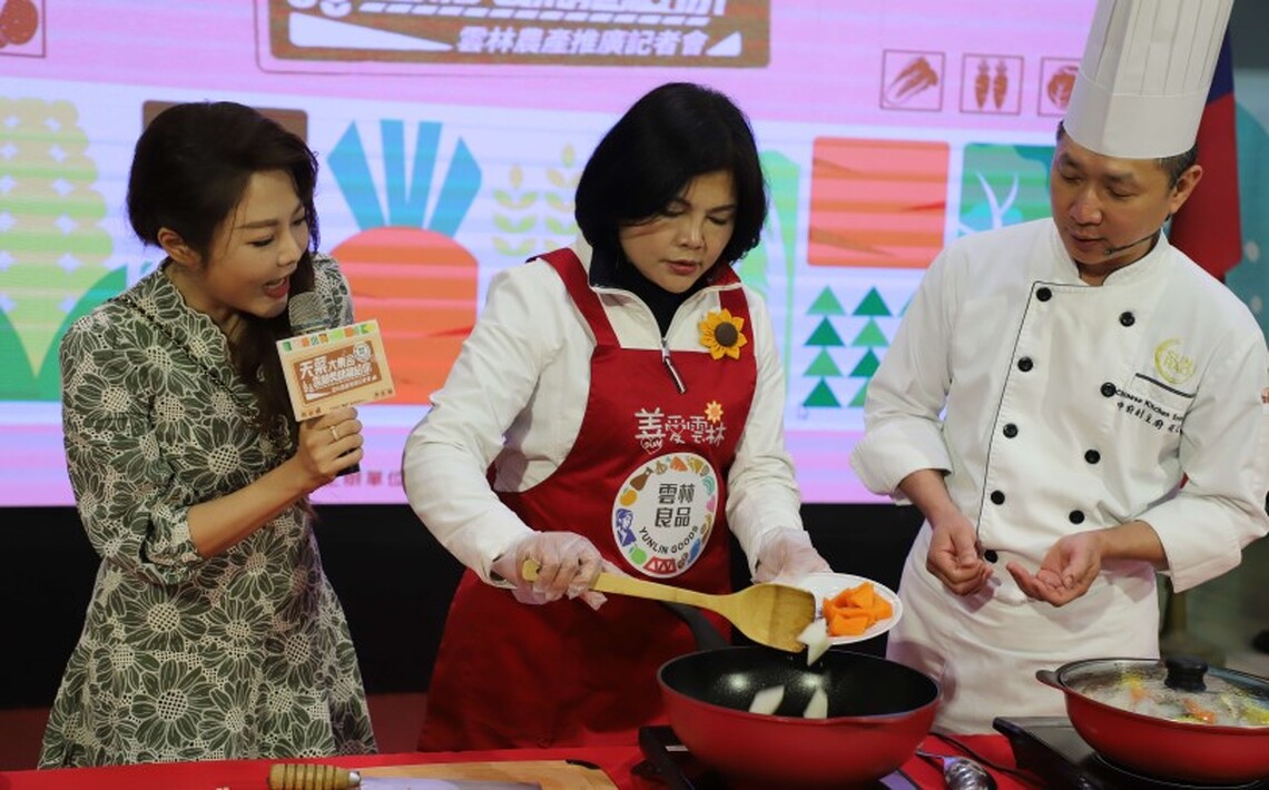 張麗善化身春日農產響宴主廚 雲林天菜讓消費者吃出美味健康