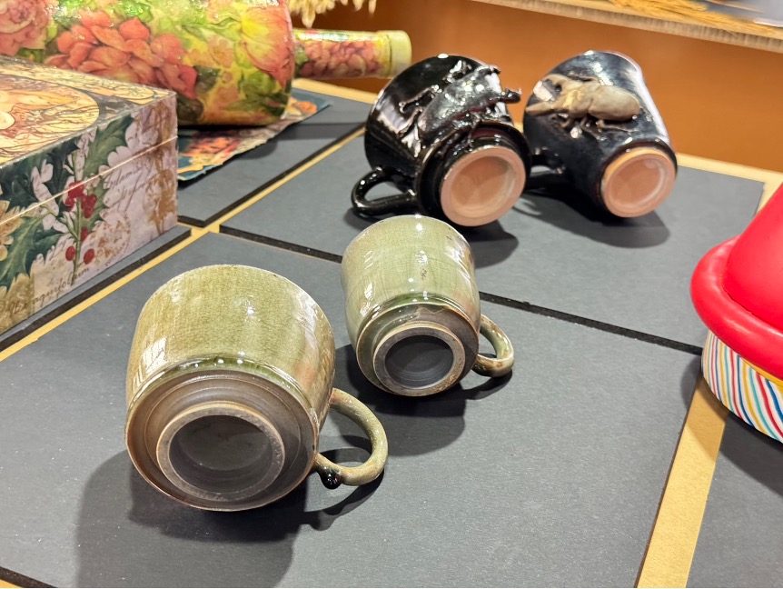 ▲獨角仙陶杯（圖:記者 陳致愷 翻攝）