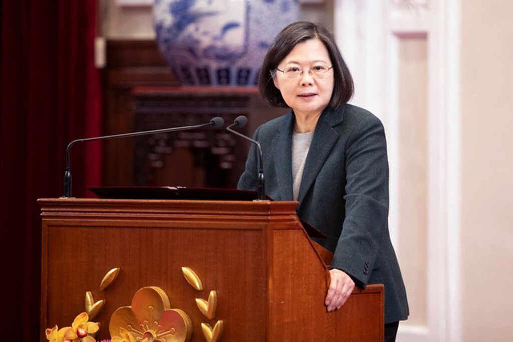 ▲蔡英文總統接見「中華民國113年旅美加空軍子弟返臺致敬參訪團」持續為臺灣在海外發聲。(總統府提供)