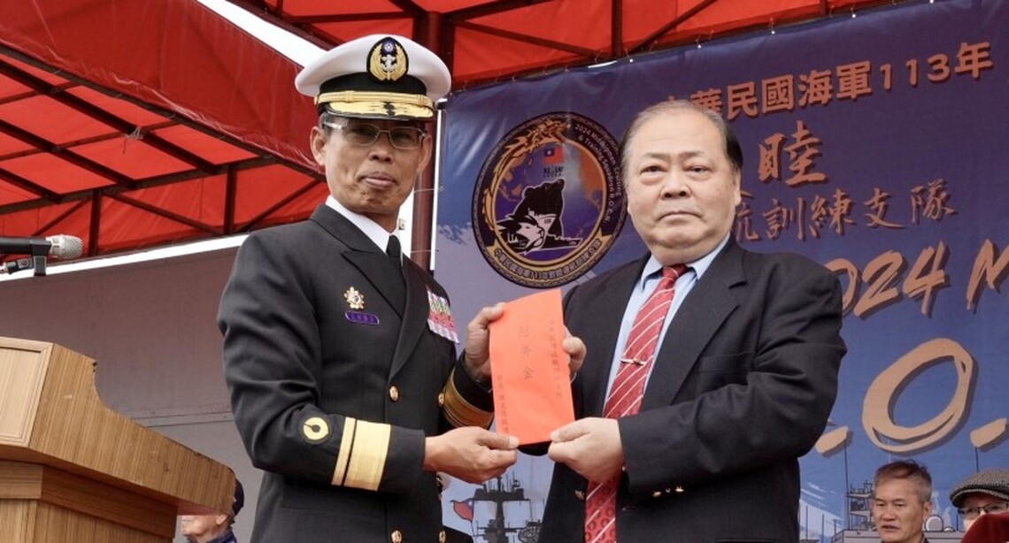 海軍敦睦遠航訓練支隊抵澎 陳光復熱烈歡迎 感謝國軍保家衛民