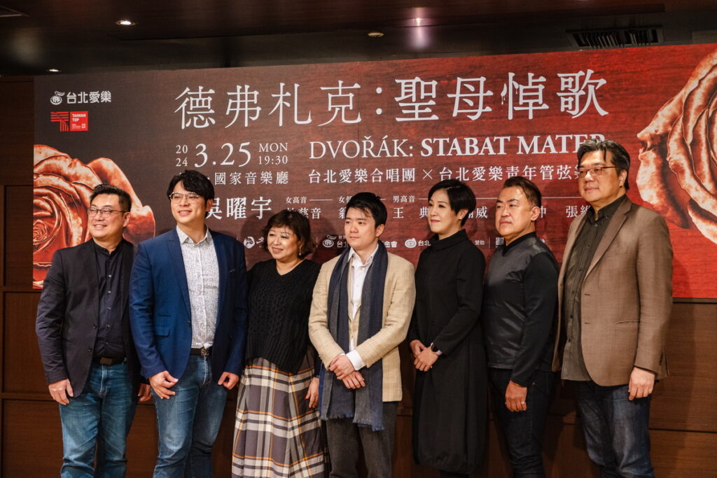 全體演出人員及貴賓合影