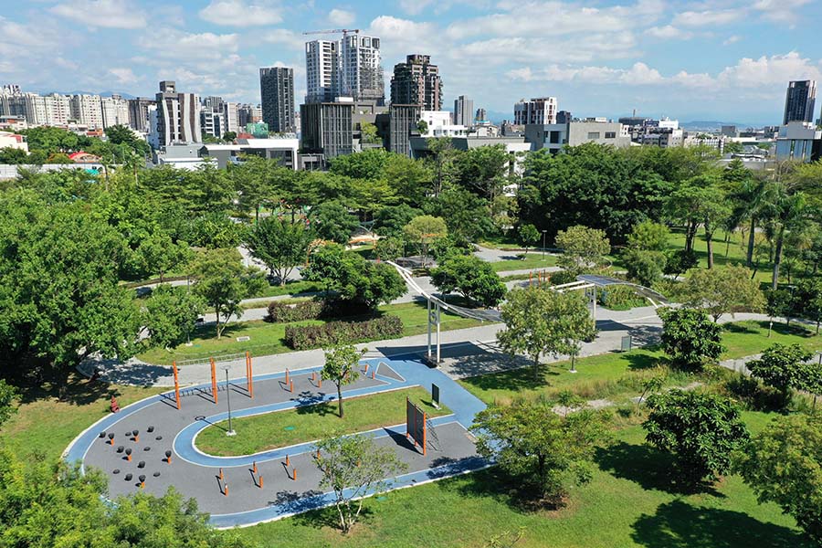 黎 新 公 園 : 該 案 近 單 元 重 劃 區 3 大 綠 地 之 一