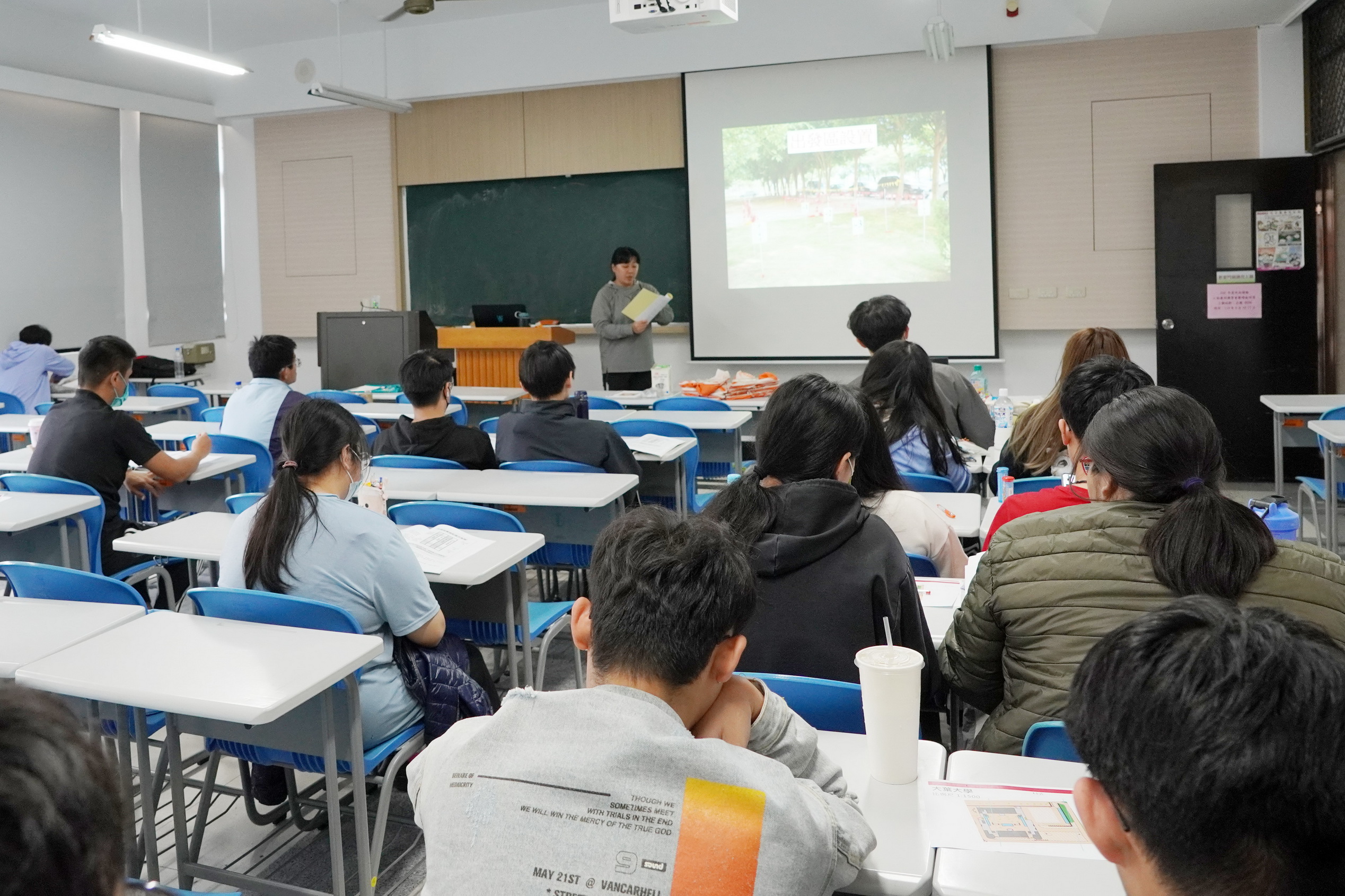 ▲大葉大學休閒系與中華民國定向越野協會合辦裁判講習。（記者張溎壕攝）