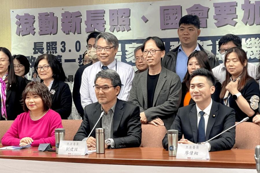 【有影】為居服員發聲!立委聽第一線實務面臨問題 籲找出改革途徑邁向長照3.0 205 照片來源:CNEWS匯流新聞網記者邱璽臣攝