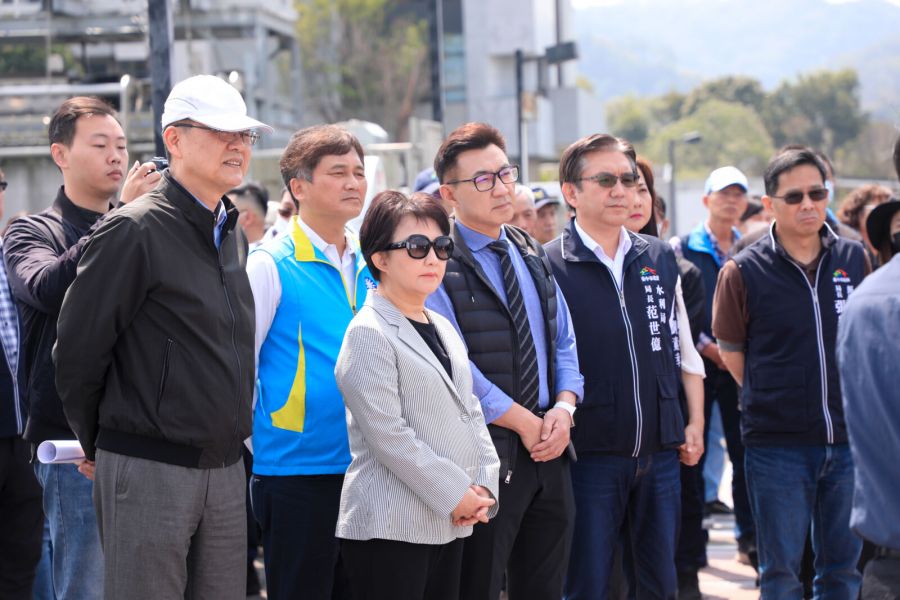 水情轉提醒燈號 盧秀燕視察石岡壩:高度關切、提前準備 202 水情轉提醒燈號 盧秀燕視察石岡壩:高度關切、提前準備 201