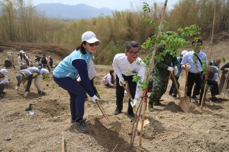 高屏「一起集點樹」 種植防火林帶 防範森林火災