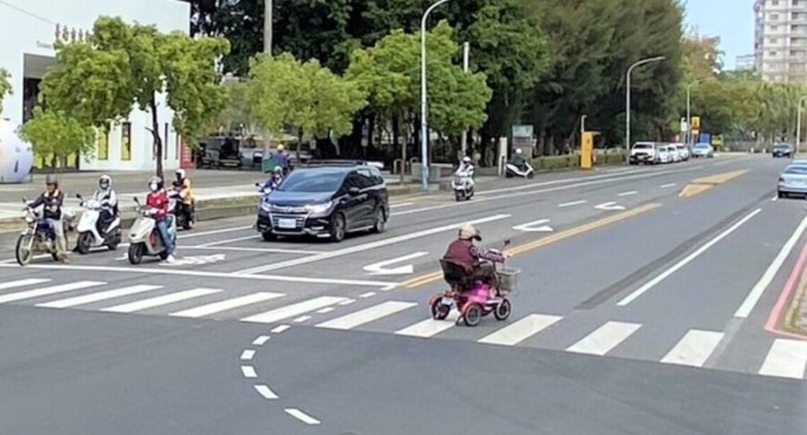 台南改善3處路口提升行人友善步行環境